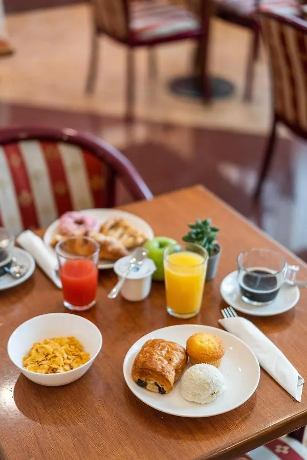 Hotel Garda Milan