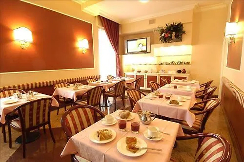 Hotel Garda Milan